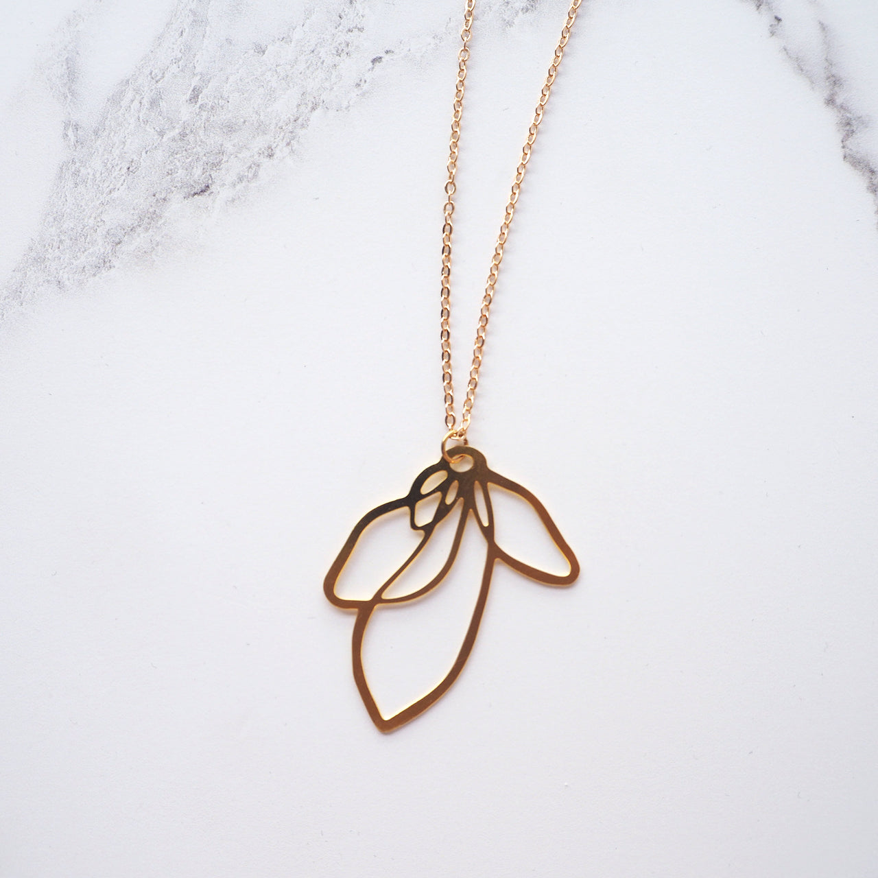 Simple Gold Petal Necklace