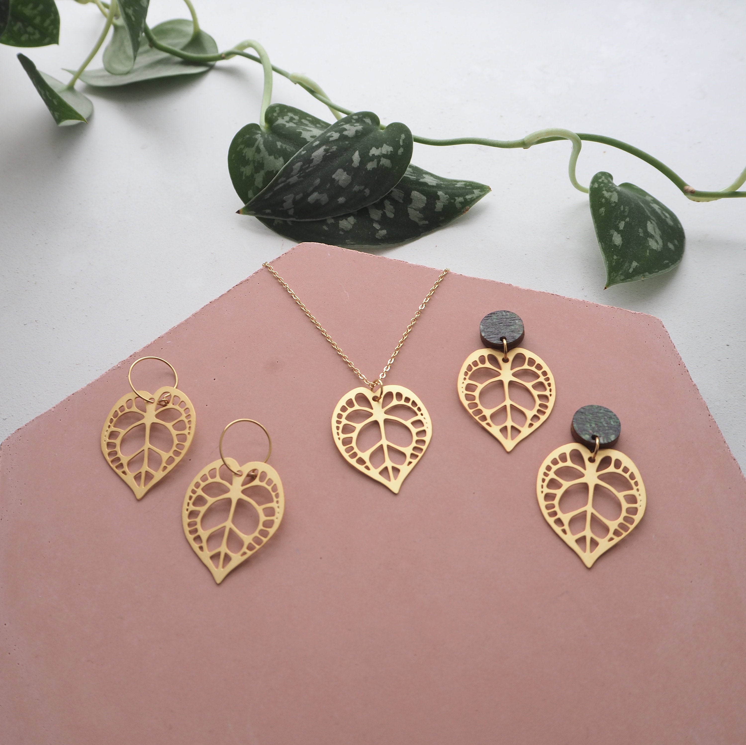 anthurium necklace Gold Anthurium Leaf Necklace